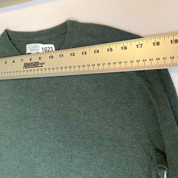 Croft & Barrow Women Knit Sweater size S Green Long Sleeve Soft V-neck - Picture 2 of 8